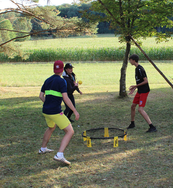 Spikeball
